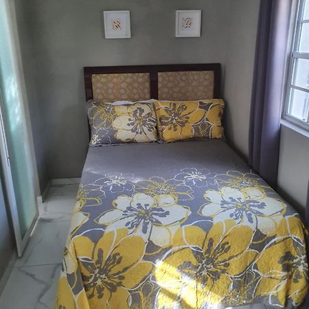 Devachan Apartments 布里奇敦 客房 照片