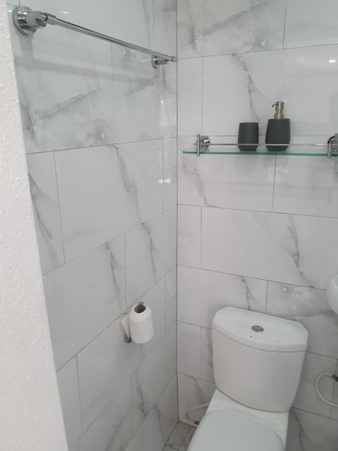 Devachan Apartments 布里奇敦 外观 照片