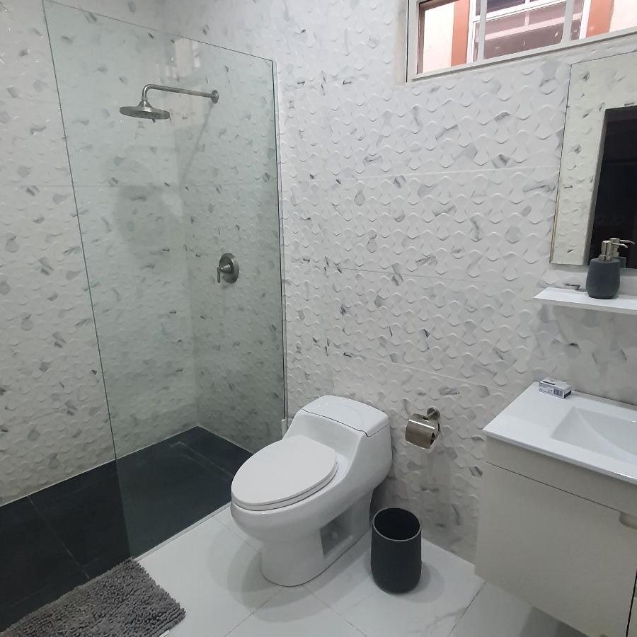 Devachan Apartments 布里奇敦 外观 照片